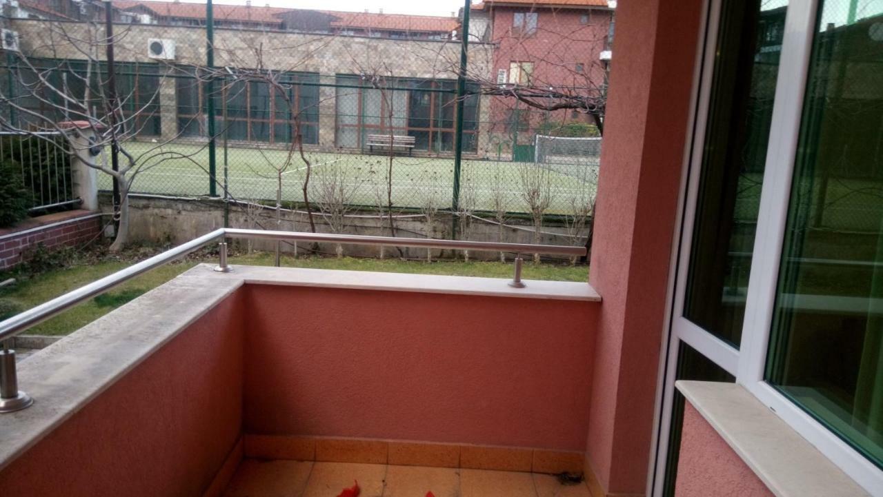 Apartment In Complex Tara Равда Екстериор снимка